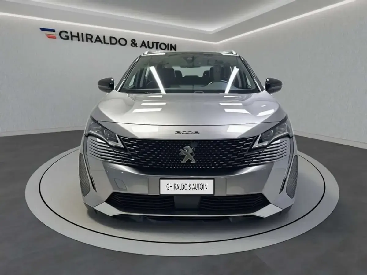 Usata Peugeot 3008 GT 131 CV (96 kW) 2023 Grigio SUV