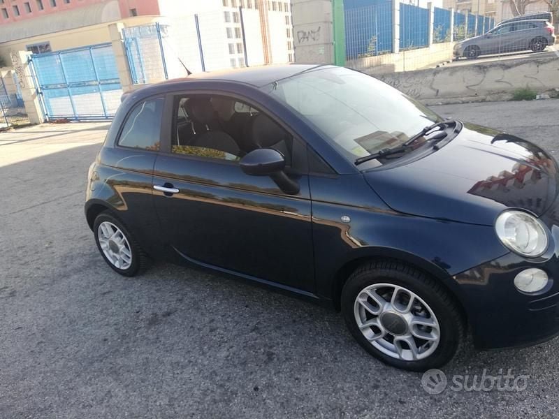 Usata Fiat 500 75 CV (55 kW) 2008 Blu Utilitaria
