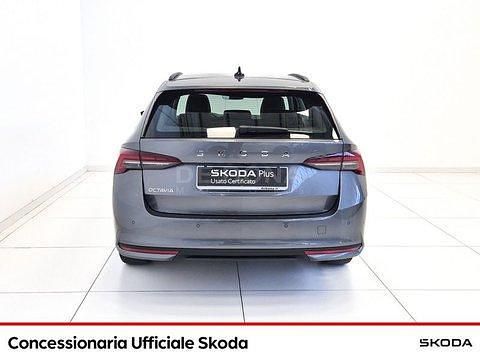 Usata Skoda Octavia Executive 150 CV (110 kW) 2025 Grigio Station wagon