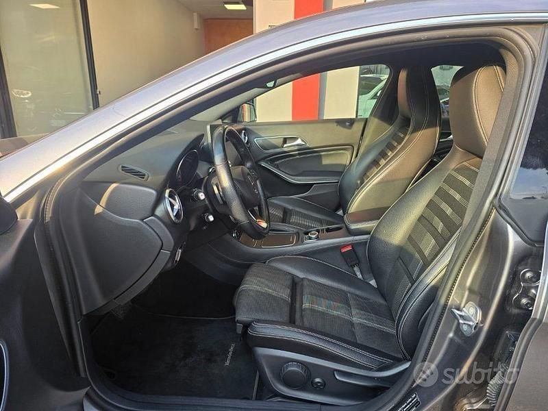 Usata Mercedes CLA200 Shooting Brake 136 CV (100 kW) 2019 Grigio Station wagon