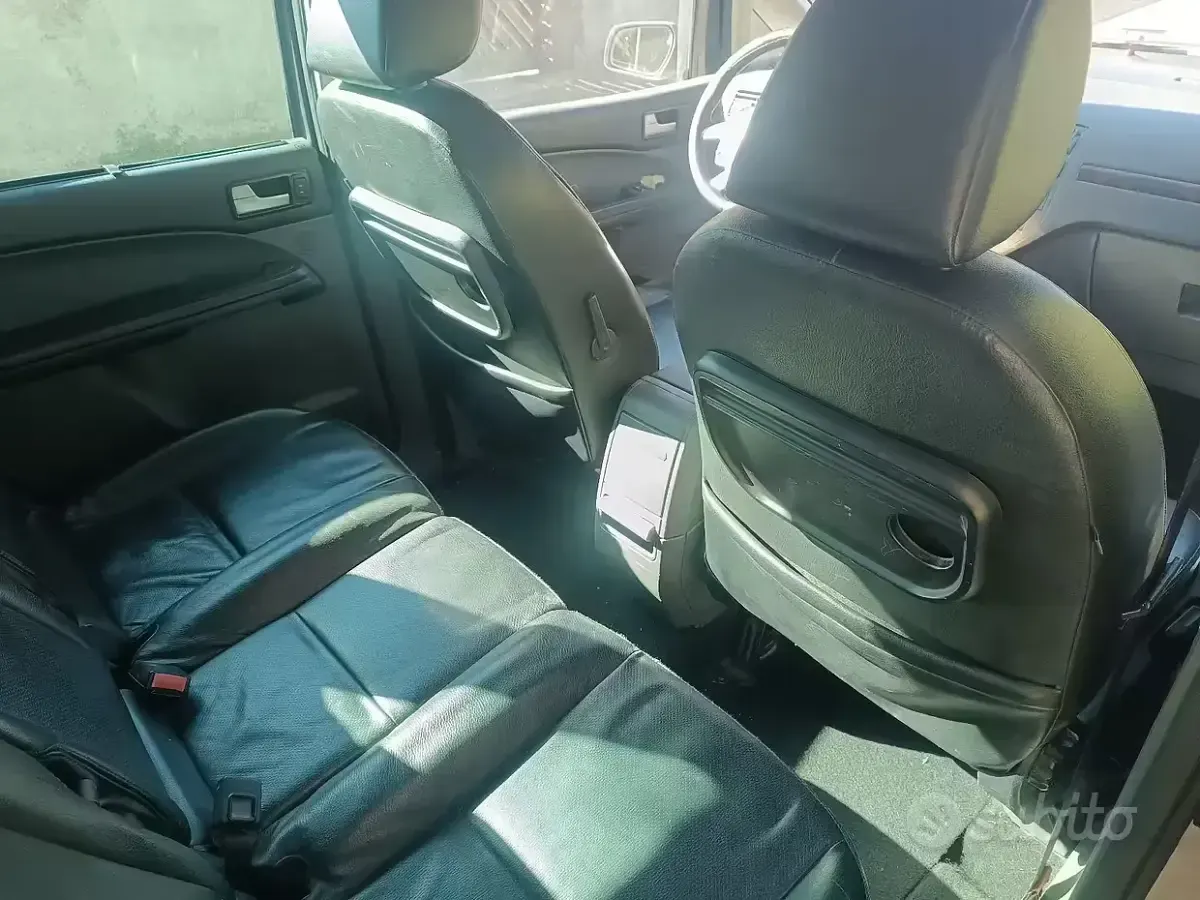 Usata Ford C-MAX Ghia 115 CV (84 kW) 2004 Grigio Monovolume