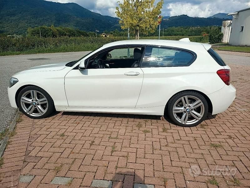 Usata BMW 125 218 CV (160 kW) 2012 Bianco Utilitaria