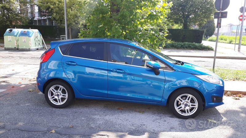 Usata Ford Fiesta 2014 Blu Utilitaria