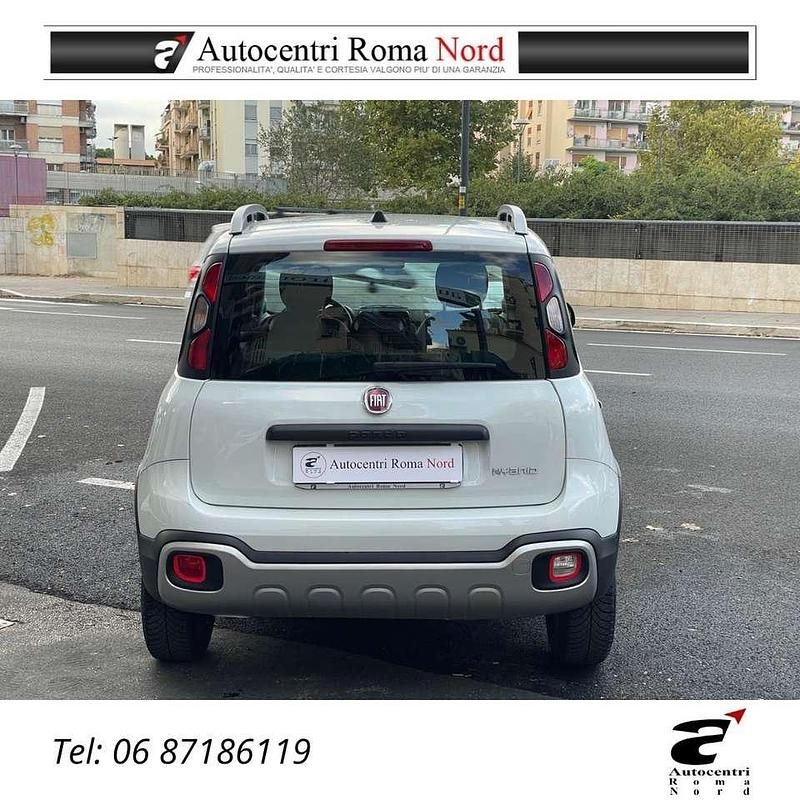 Usata Fiat Panda Cross Cross 69 CV (50 kW) 2022 Bianco Utilitaria