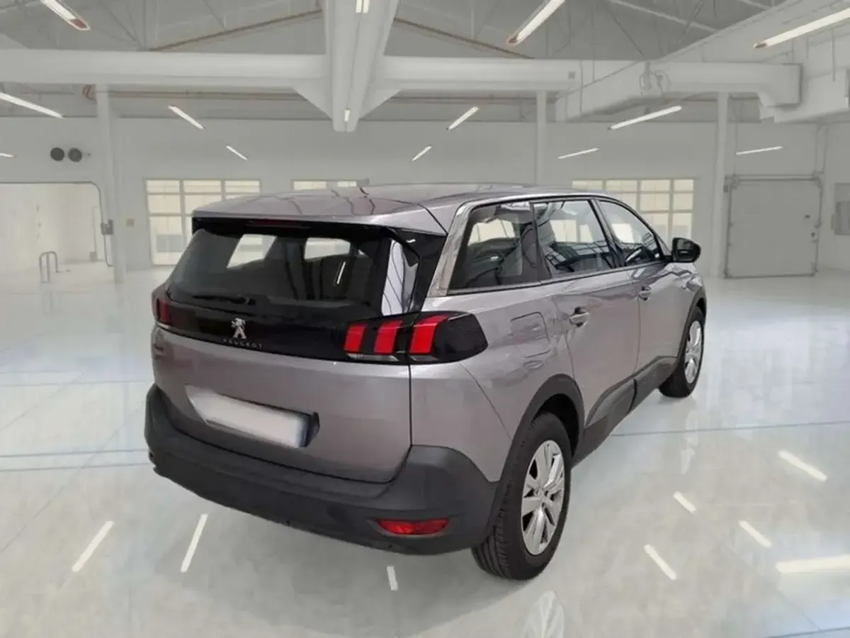 Usata Peugeot 5008 Active 131 CV (96 kW) 2020 Grigio SUV