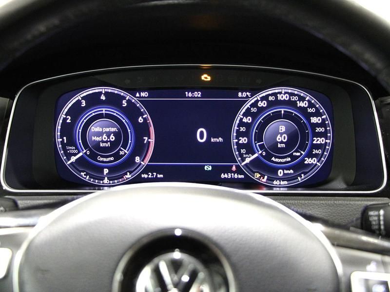 Usata VW Golf VII Highline 131 CV (96 kW) 2019 Bianco Berlina