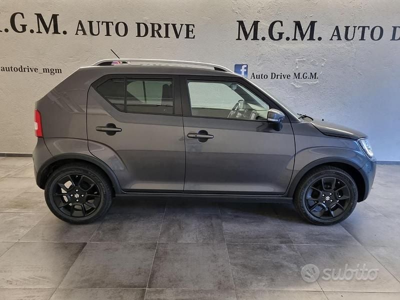 Usata Suzuki Ignis 90 CV (66 kW) 2017 Grigio SUV