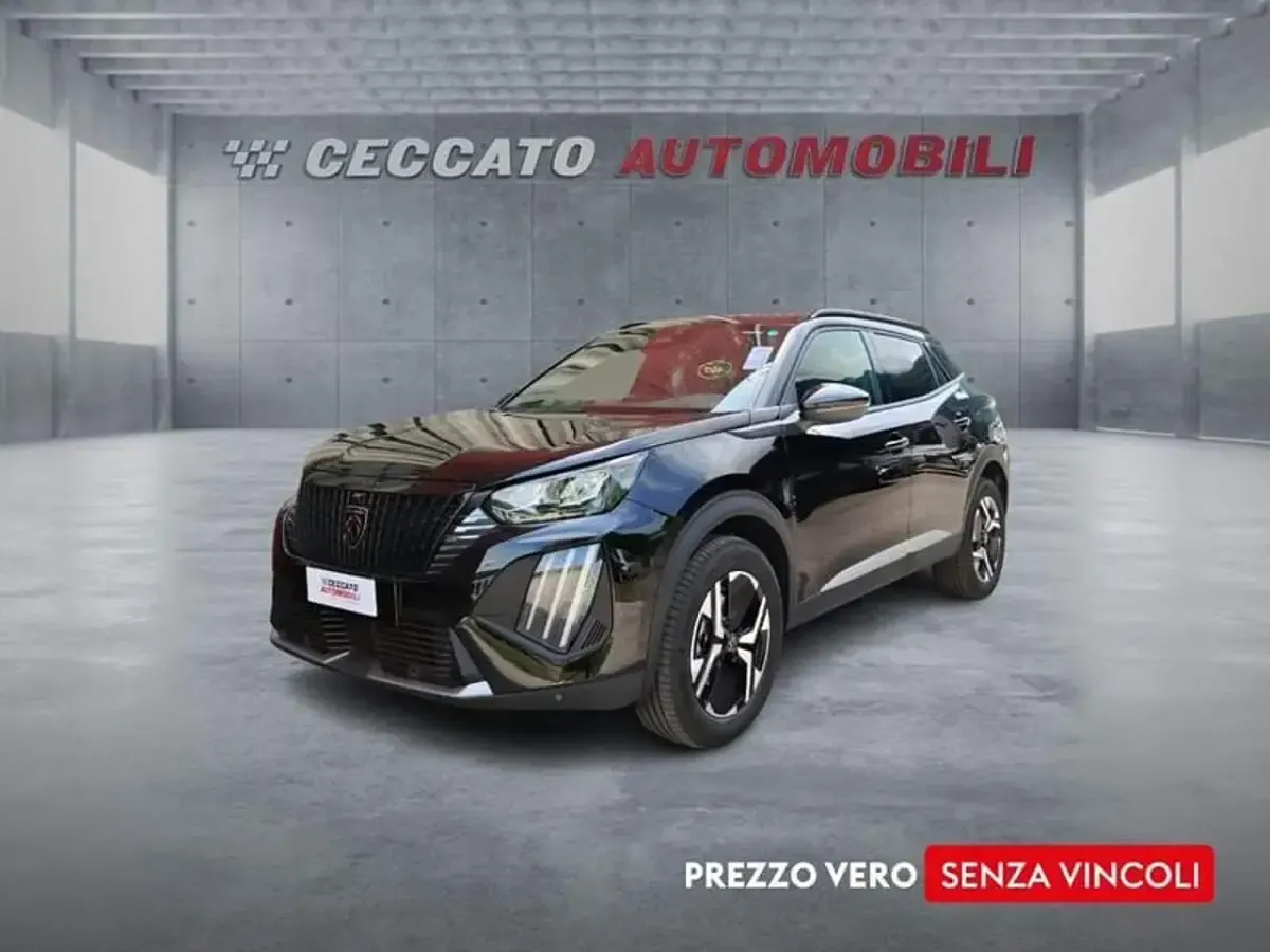 Usata Peugeot 2008 Allure 136 CV (100 kW) 2026 SUV