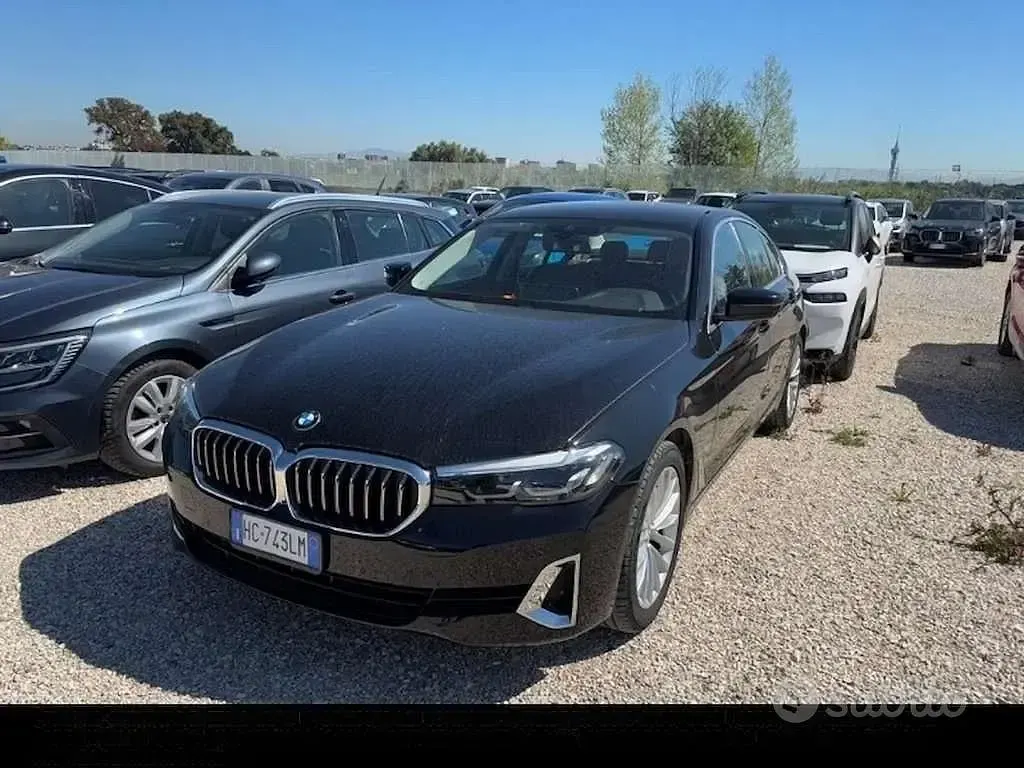 Begagnad BMW 520 Luxury Line 190 HK (139 kW) 2021 Blå Sedan