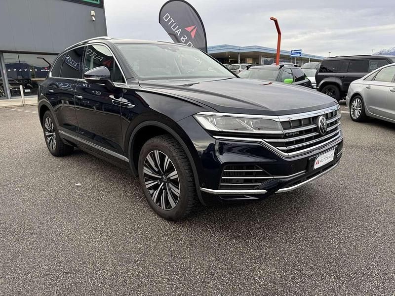 Usata VW Touareg Elegance 340 CV (250 kW) 2021 Blu/azzurro SUV