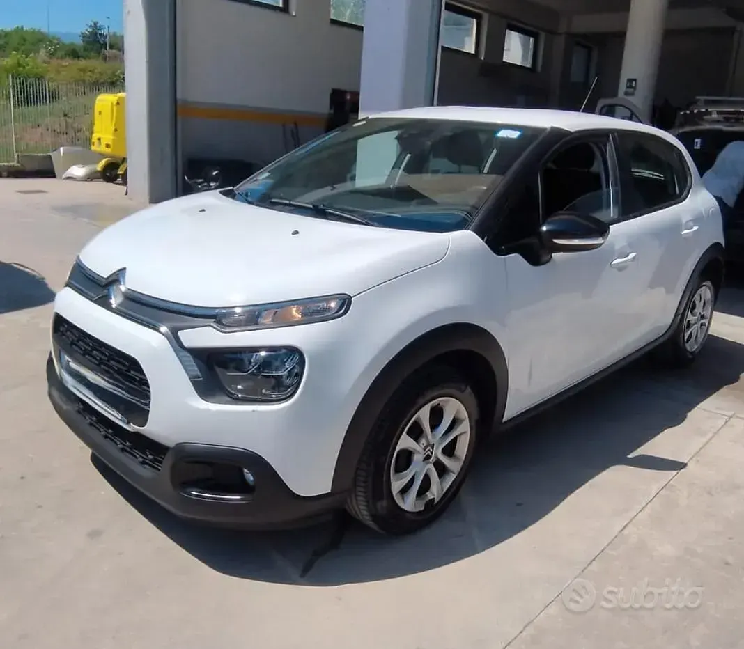 Usata Citroën C3 102 CV (75 kW) 2022 Bianco Utilitaria