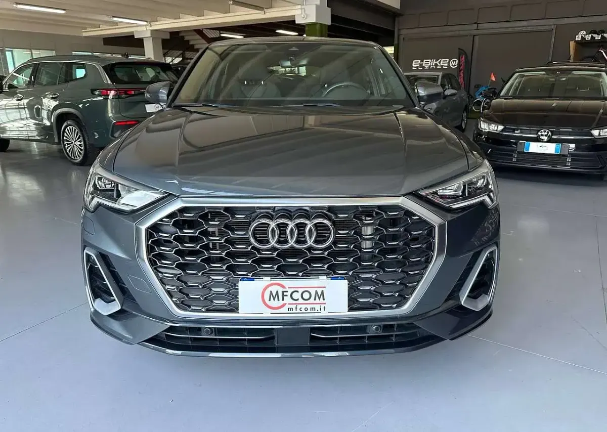 Usata Audi Q3 Sportback S-Line 150 CV (110 kW) 2022 Daytona perlato SUV
