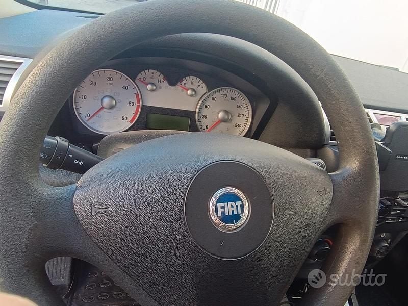 Usata Fiat Stilo 2006 Berlina