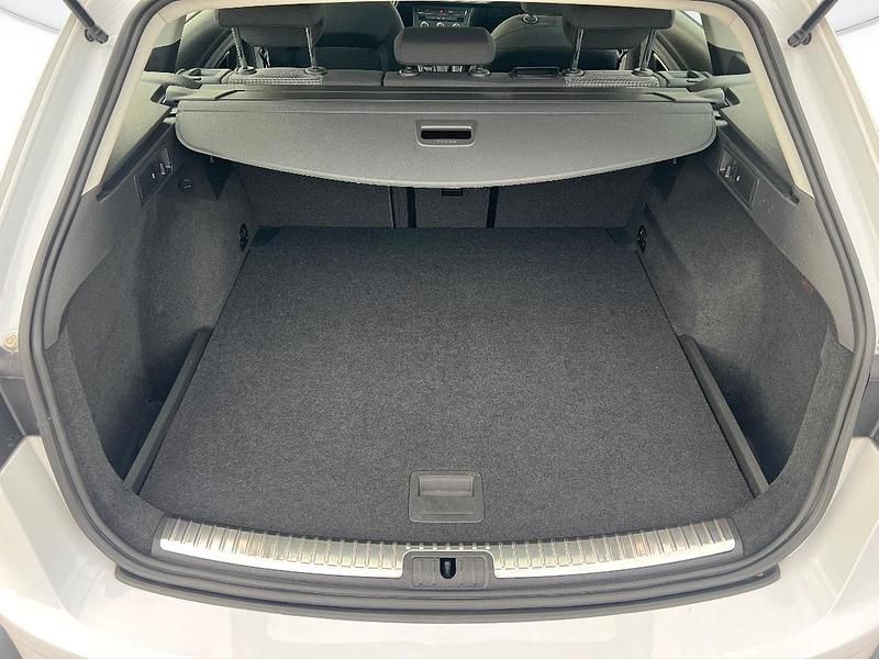 Usata Seat Leon ST Business 116 CV (85 kW) 2018 Bianco Station wagon