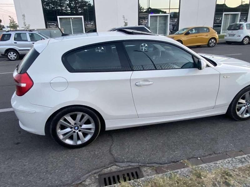 Usata BMW 120 177 CV (130 kW) 2008 Utilitaria