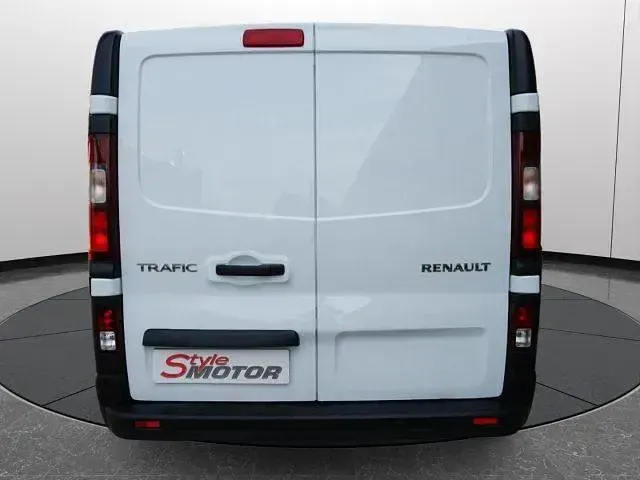 Usata Renault Trafic 110 CV (80 kW) 2024 Bianco