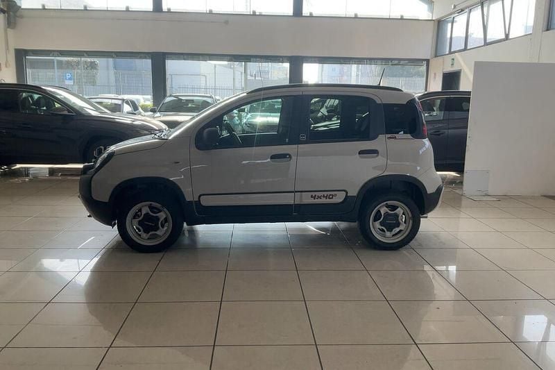 Usata Fiat Panda Cross Cross 86 CV (63 kW) 2024 Beige Utilitaria