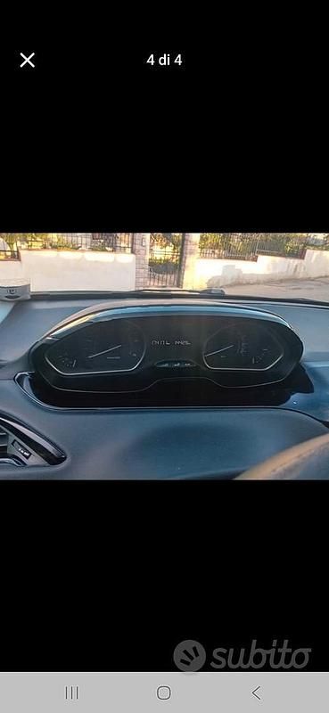 Usata Peugeot 208 2015 Nero Utilitaria