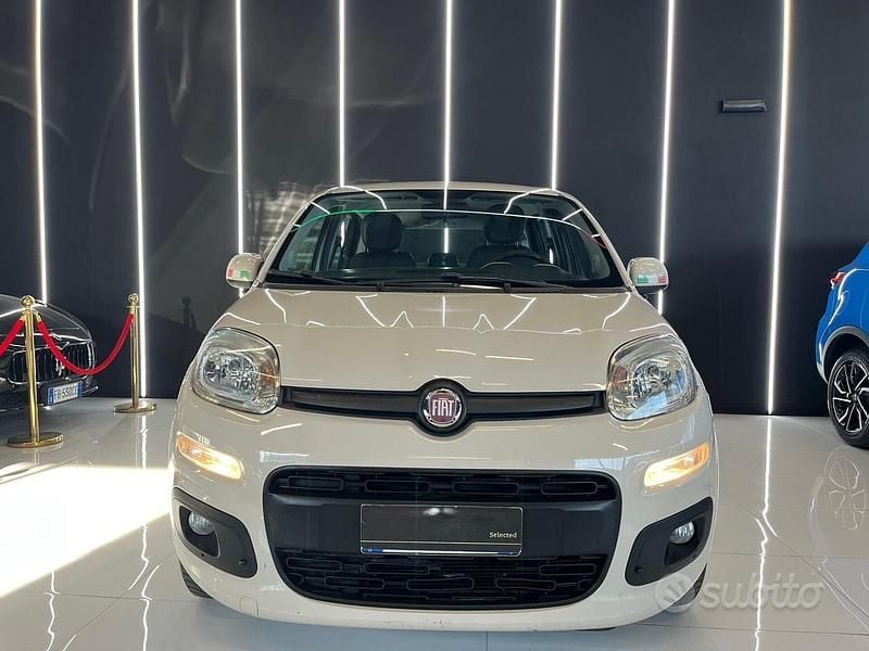 Usata Fiat Panda Lounge 86 CV (63 kW) 2014 Beige Utilitaria