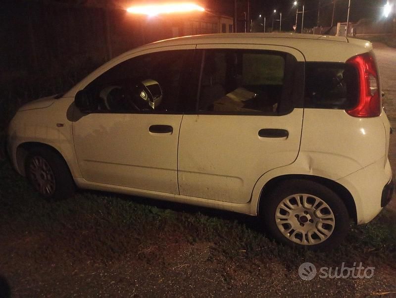Usata Fiat Panda 69 CV (50 kW) 2015 Bianco Berlina