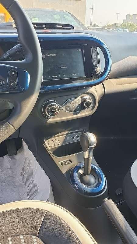 Usado Renault Twingo Intens 30 kW (42 HP) 2020 Branco Citadino