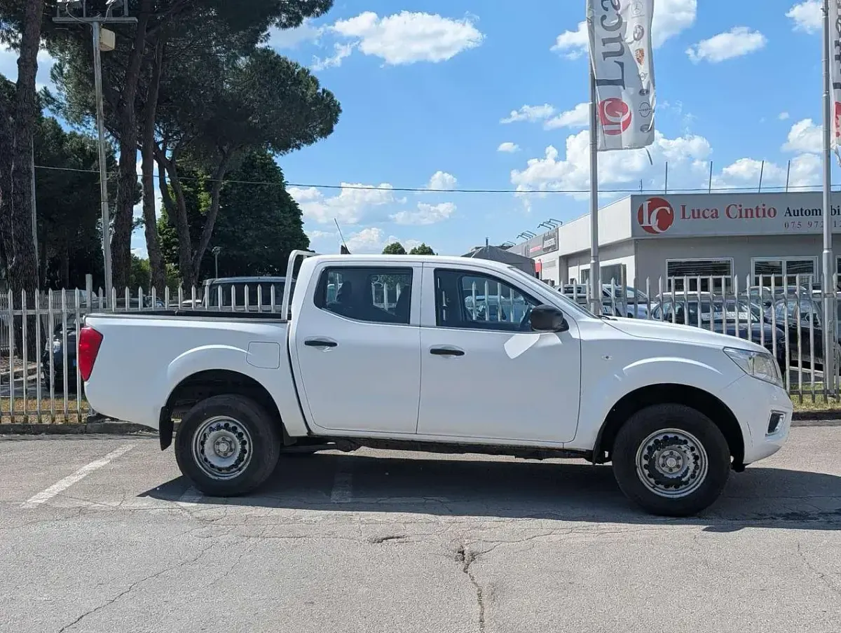 Gebraucht Nissan Navara Visia 163 PS (119 kW) 2019 Weiß Pickup