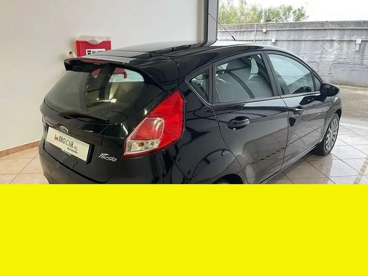 Usata Ford Fiesta Titanium 75 CV (55 kW) 2016 Other Utilitaria