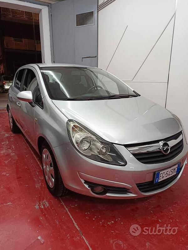 Usata Opel Corsa 2011 Utilitaria