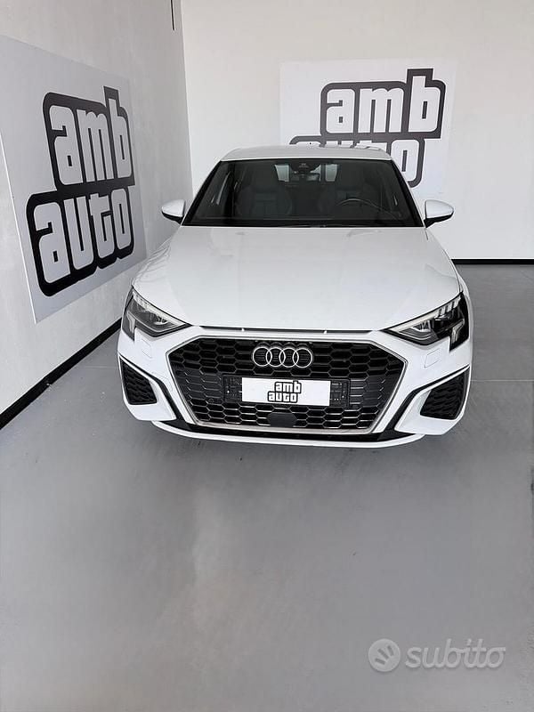 Usata Audi A3 S-Line 150 CV (110 kW) 2023 Bianco Berlina