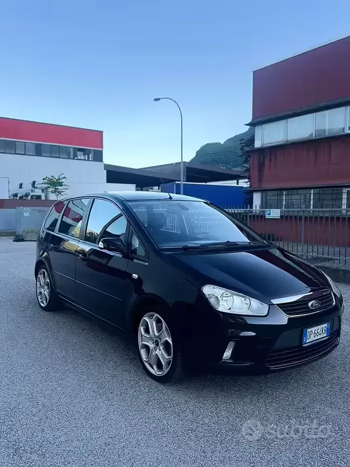 Käytetty Ford C-MAX Titanium 136 HP (100 kW) 2008 Musta Tila-auto
