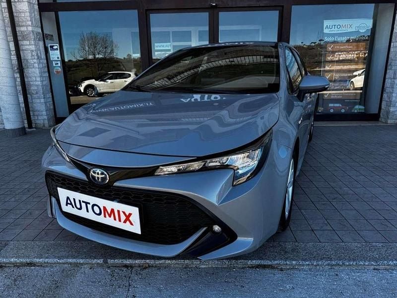 Usata Toyota Corolla Business Edition 98 CV (72 kW) 2019 Grigio Station wagon