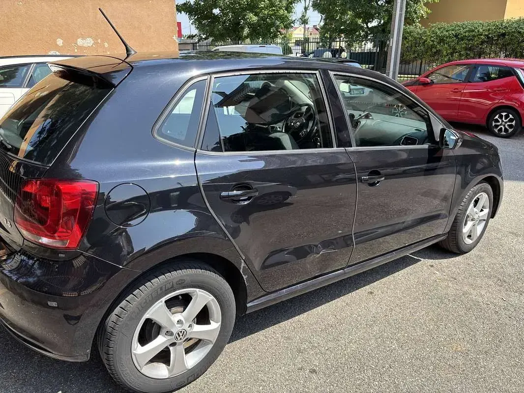 Usata VW Polo Comfortline 86 CV (63 kW) 2011 Nero Utilitaria