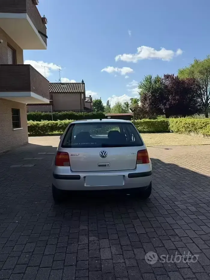 Usata VW Golf IV 101 CV (74 kW) 1999