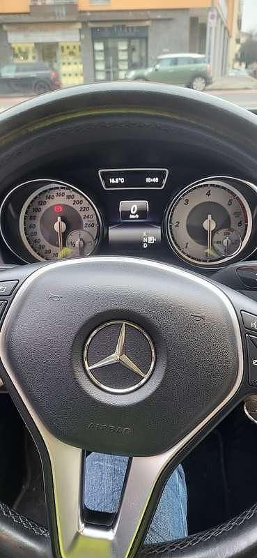 Usata Mercedes GLA200 Premium 136 CV (100 kW) 2015 Nero SUV