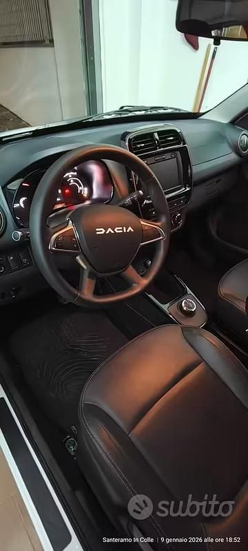 Usata Dacia Spring 30 kW (41 CV) 2024 Bianco Utilitaria
