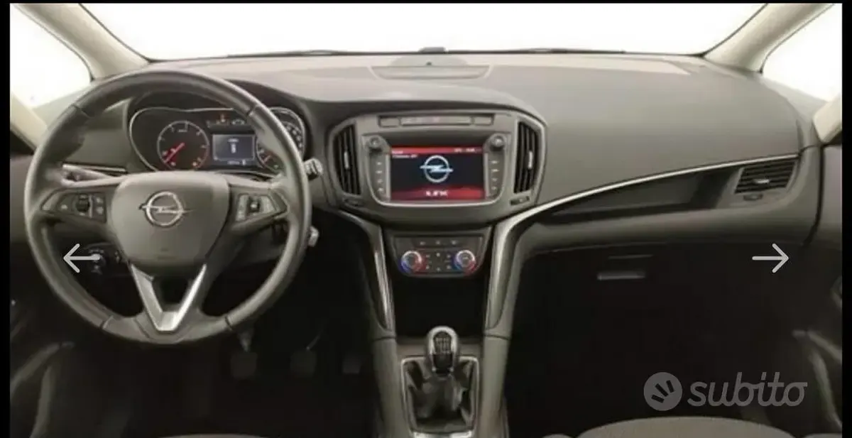 Usata Opel Zafira 134 CV (98 kW) 2017 Marrone Monovolume