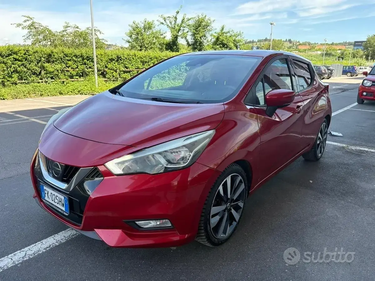 Usata Nissan Micra Tekna 90 CV (66 kW) 2019 Rosso Utilitaria