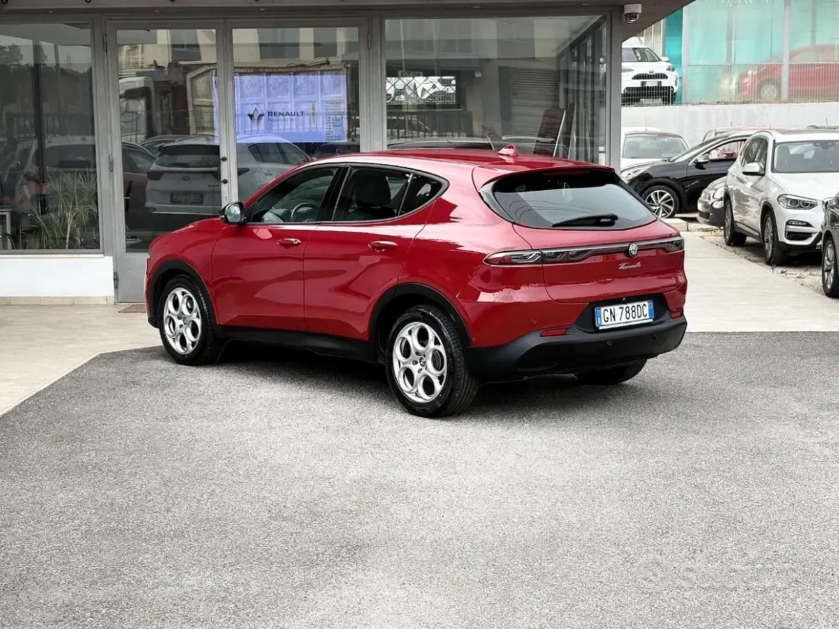Usata Alfa Romeo Tonale 131 CV (96 kW) 2023 Rosso SUV
