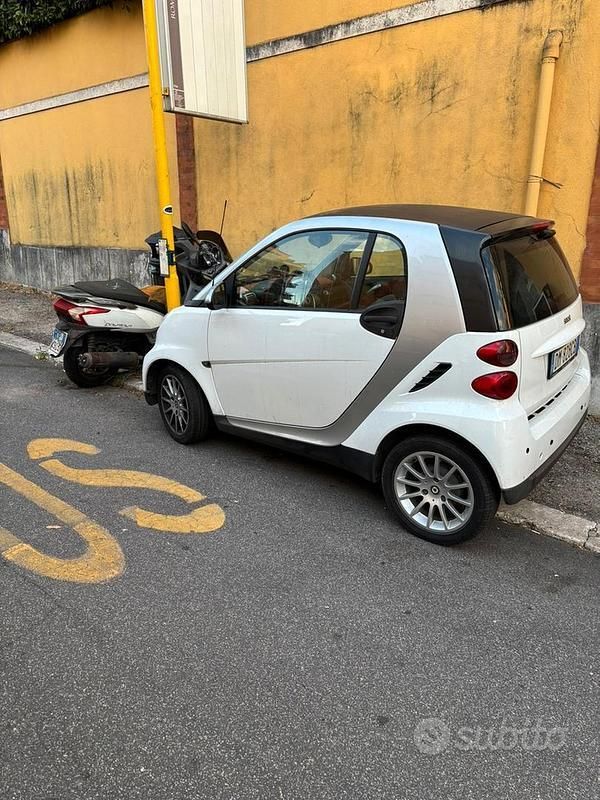 Usata Smart ForTwo Coupé 45 CV (33 kW) 2007 Utilitaria