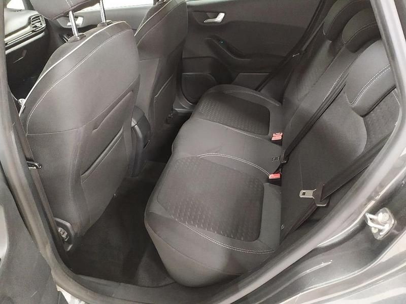 Usata Ford Fiesta Titanium 85 CV (62 kW) 2017 Grigio Utilitaria