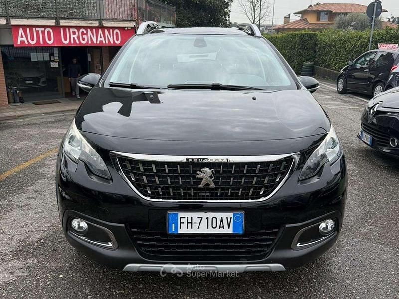 Usata Peugeot 2008 GT-line 99 CV (72 kW) 2017 Nero SUV