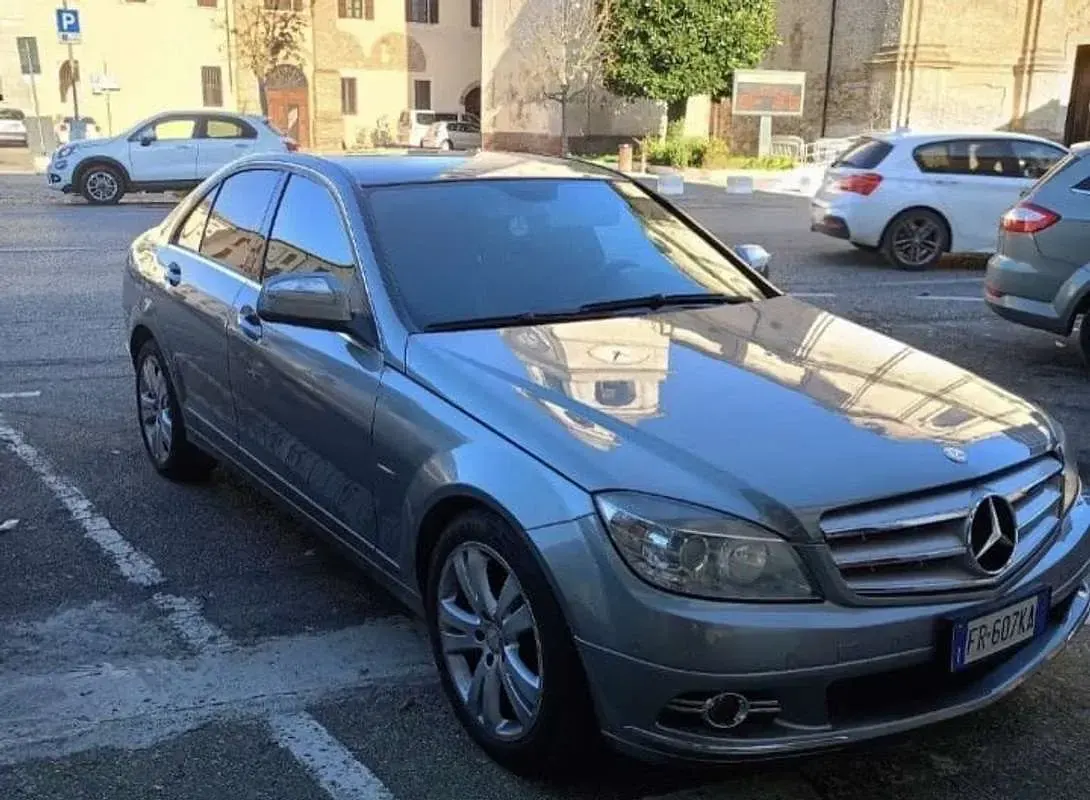 Usata Mercedes C320 Avantgarde 224 CV (164 kW) 2008 Berlina