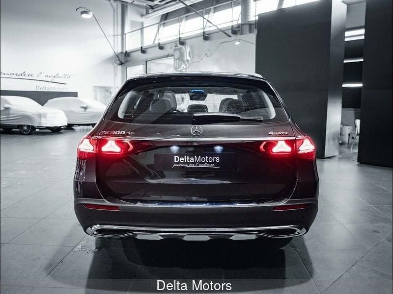 Nuova Mercedes E300 Premium 197 CV (144 kW) 2025 Grigio Station wagon