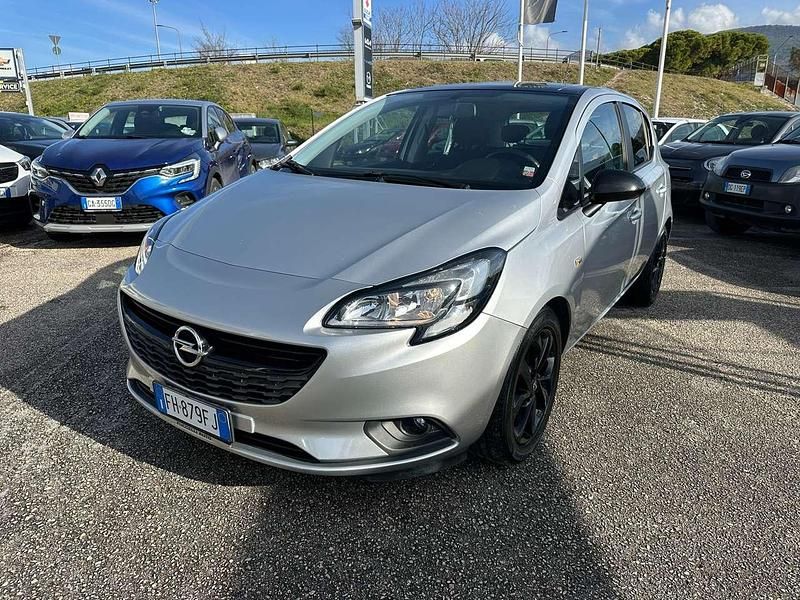 Argento Usata 2017 Opel Corsa Tre volumi | 7900 € (Buon prezzo) - Immagine 1/4