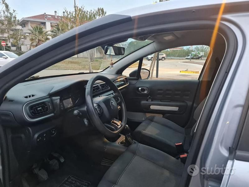 Usata Citroën C3 Live 75 CV (55 kW) 2018 Grigio scuro Utilitaria