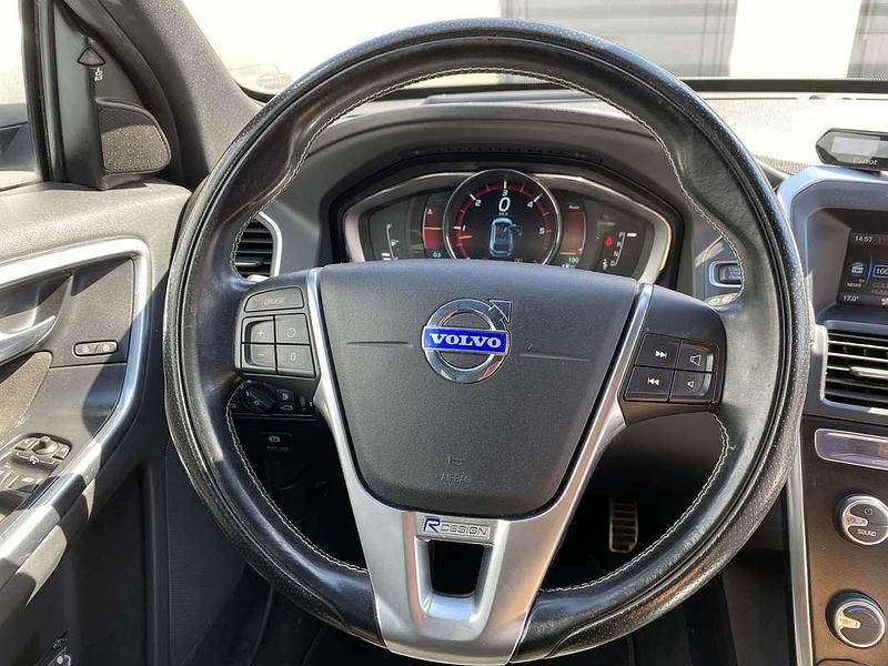 Usata Volvo XC60 R-Design Kinetic 136 CV (100 kW) 2013 SUV