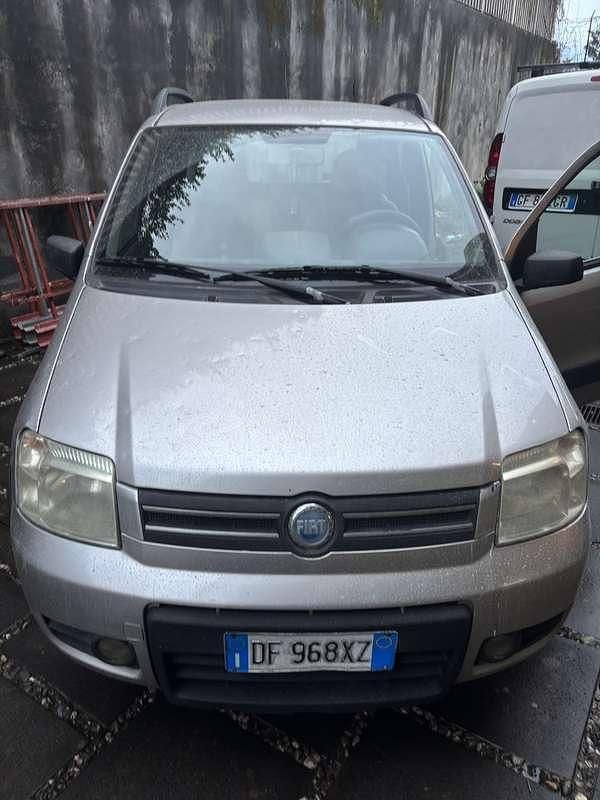 Usata Fiat Panda 4x4 69 CV (50 kW) 2007 Utilitaria