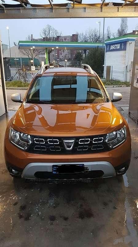 Usata Dacia Duster Prestige 114 CV (83 kW) 2019 Arancione SUV