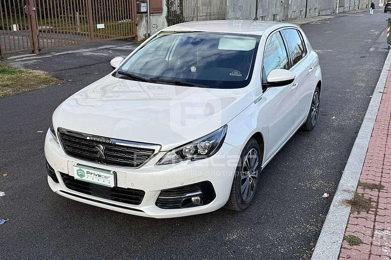 Bianco Usata 2021 Peugeot 308 Allure Due volumi | 13.900 € (Ottimo prezzo) - Immagine 1/4