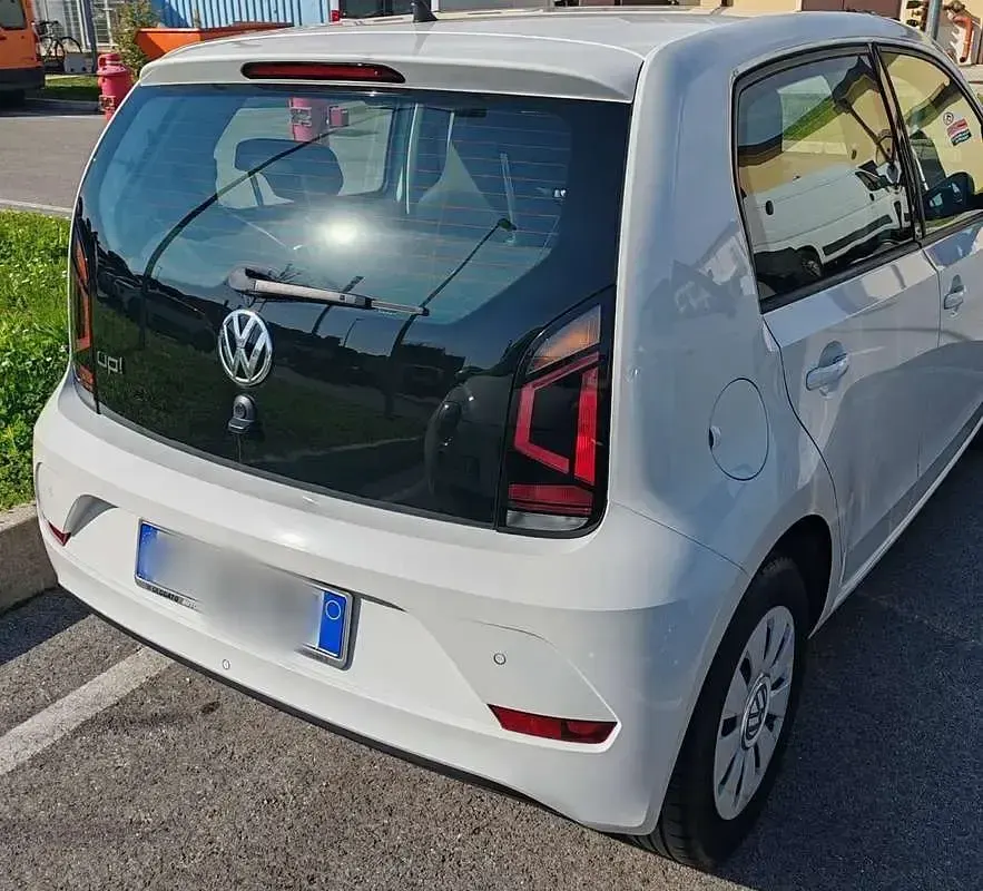 Usata VW up! Move 75 CV (55 kW) 2019 Bianco Utilitaria